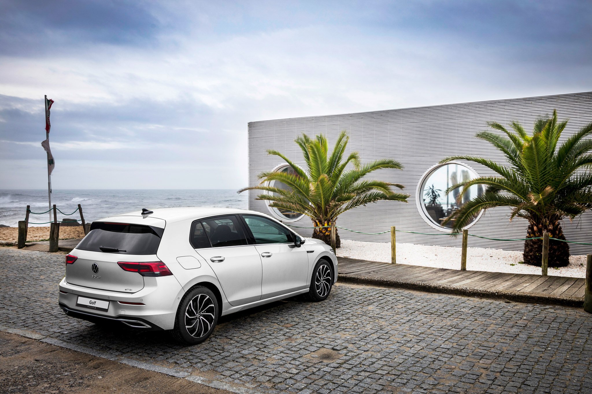 8789277 volkswagen 1.5 eTSI tinhte 7