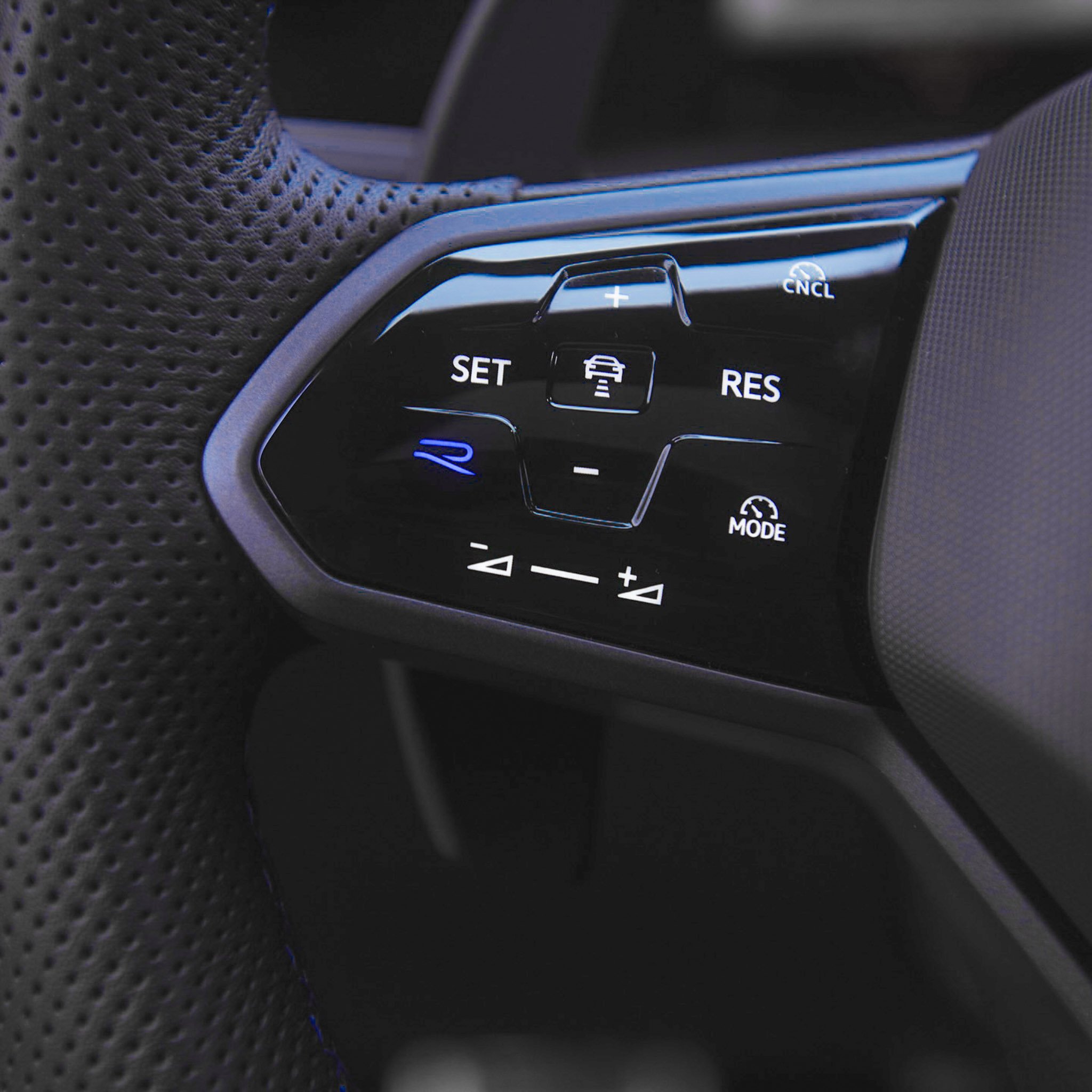 8789310 volkswagen R Performance tinhte 5