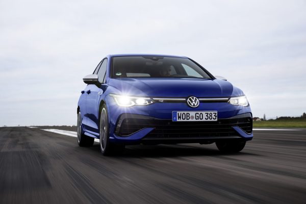 VW Golf R Exterior 3 1536x1024 1
